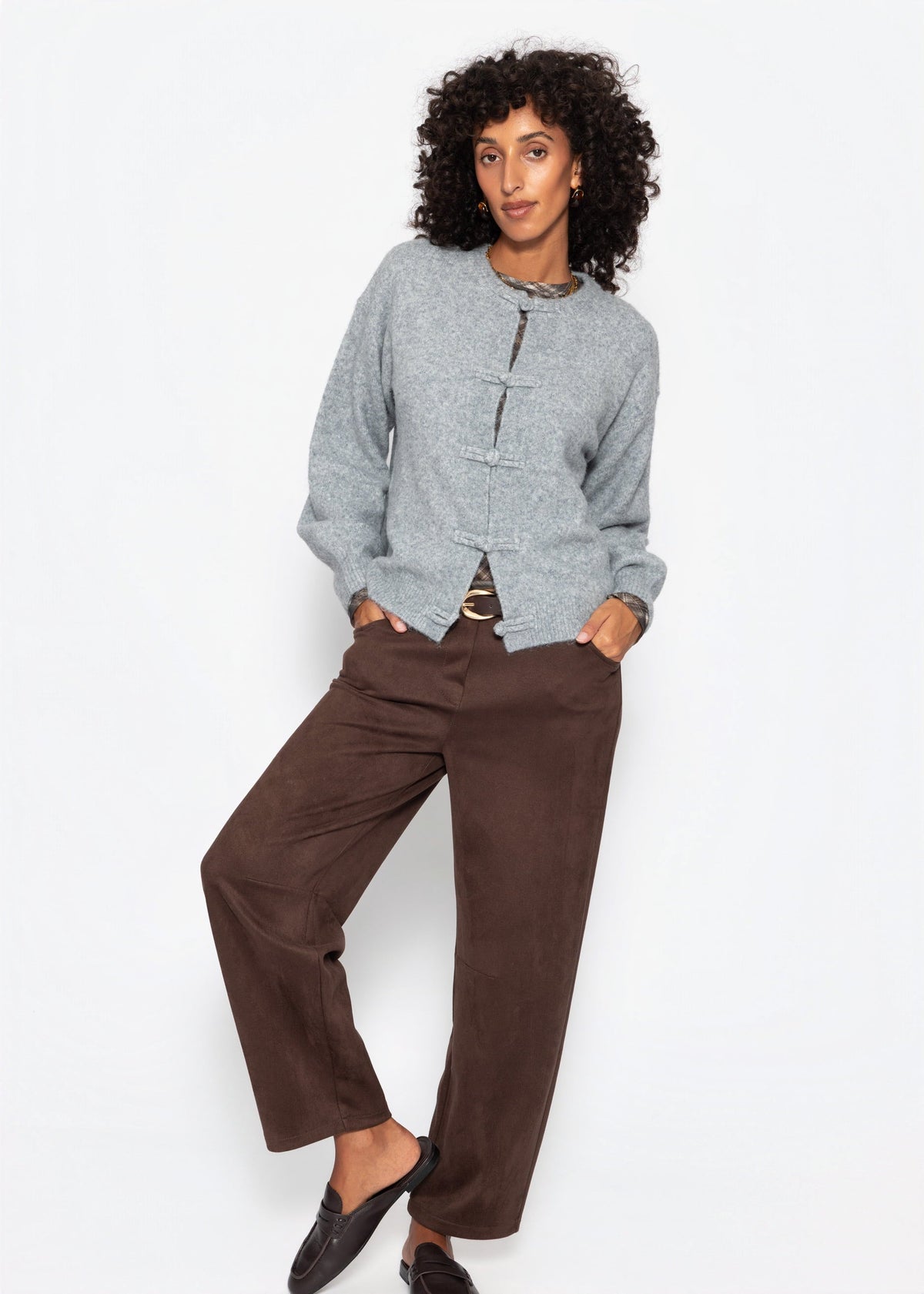 Gilet avec fermeture à nouer - gris