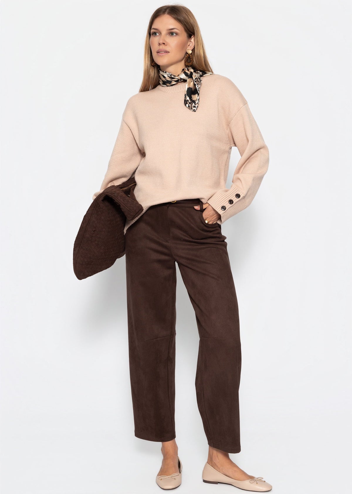 Pull en tricot avec détail de bouton - beige