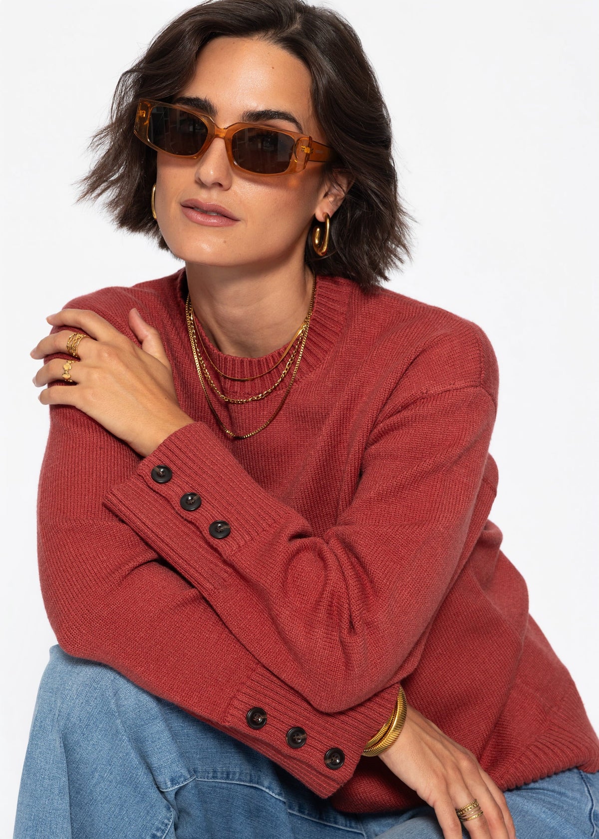 Pull en tricot avec détail de bouton - rouge rouille