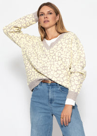 Pull en tricot à motif léopard - beige-jaune