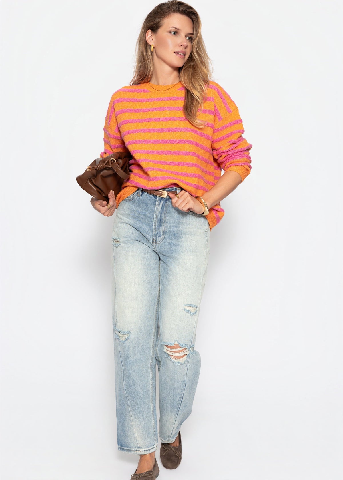 Pull en tricot avec design à rayures - rose-orange