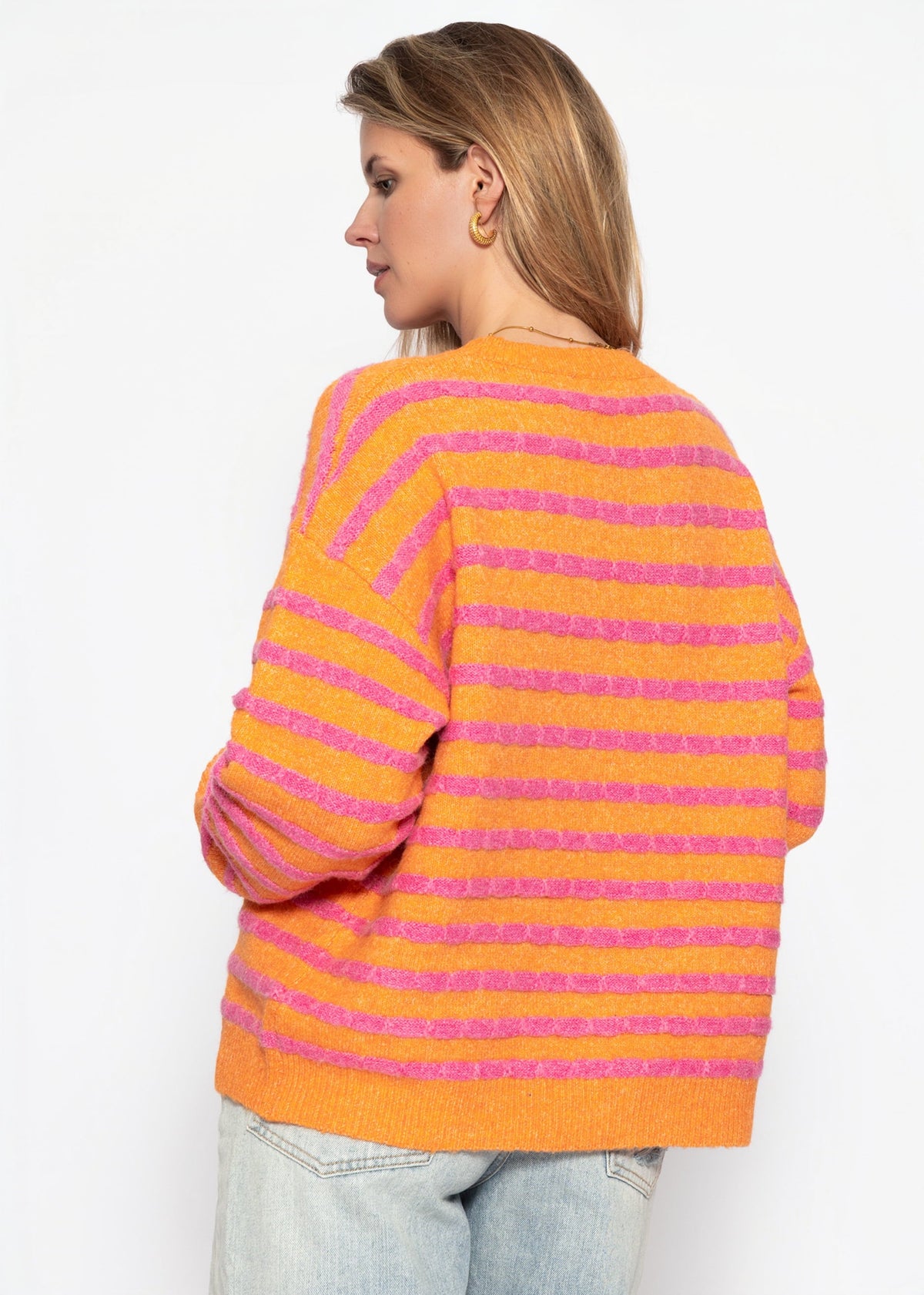 Pull en tricot avec design à rayures - rose-orange