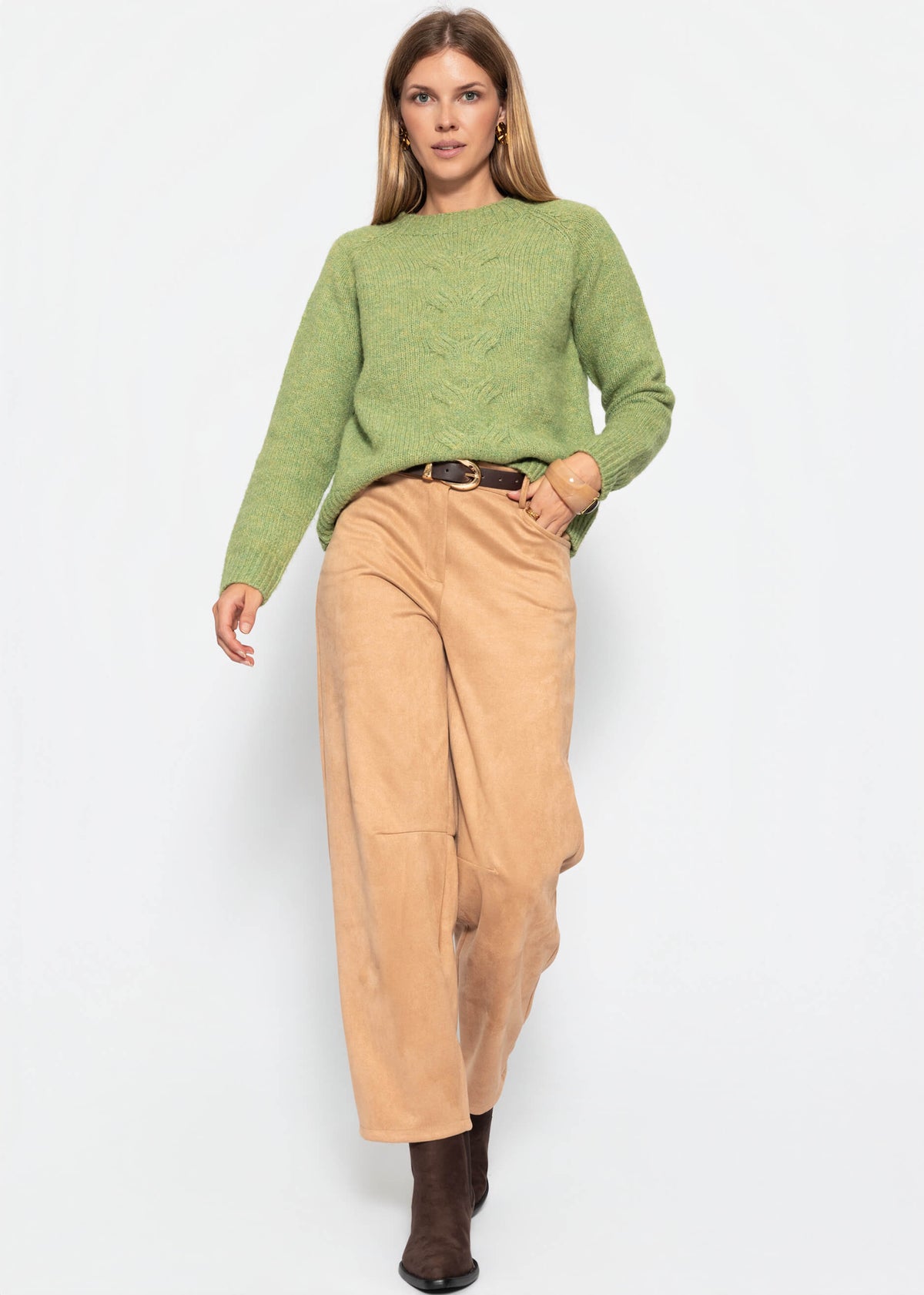 Pull en tricot avec motif en torsades - vert