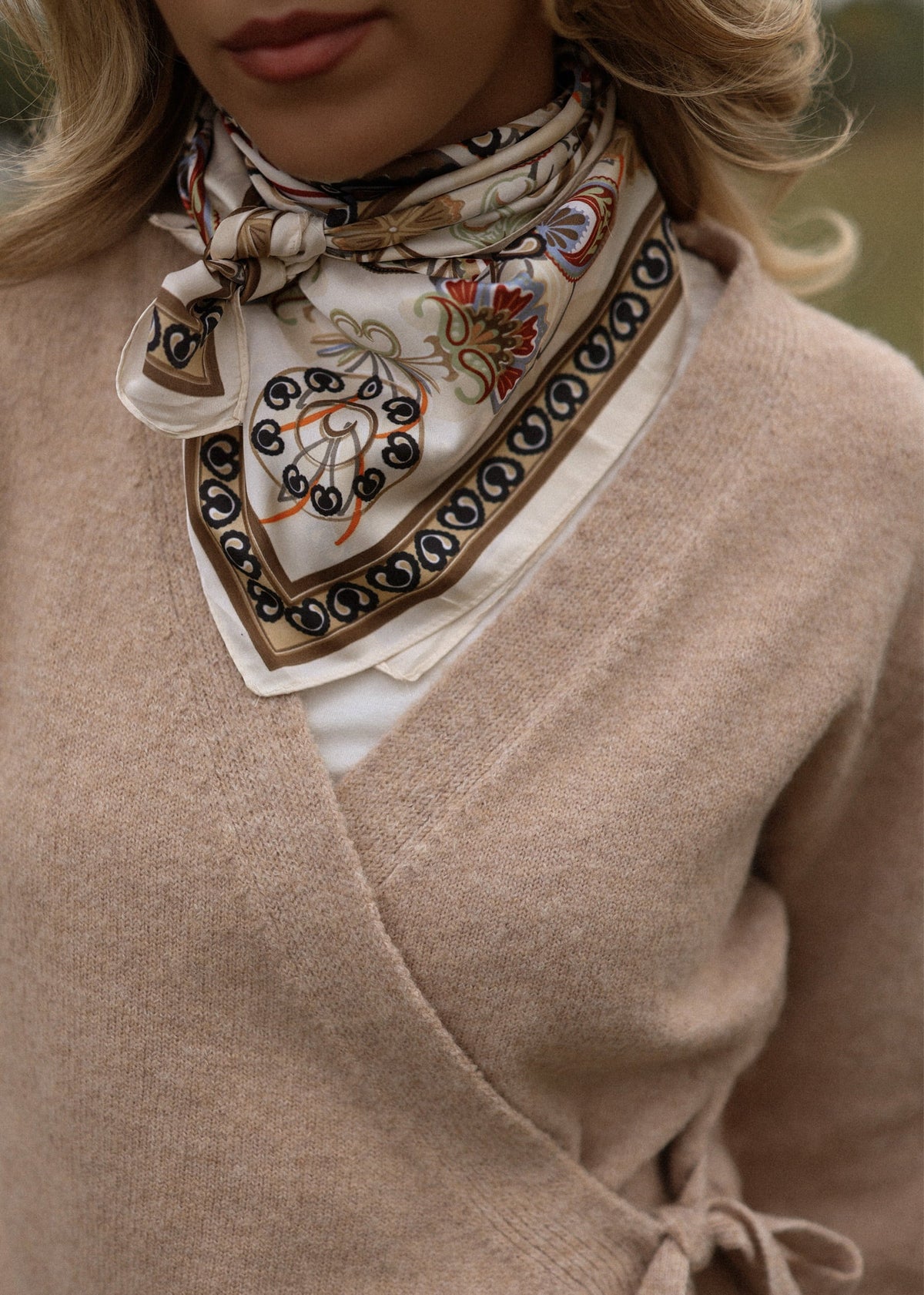 Cardigan enveloppant - brun clair