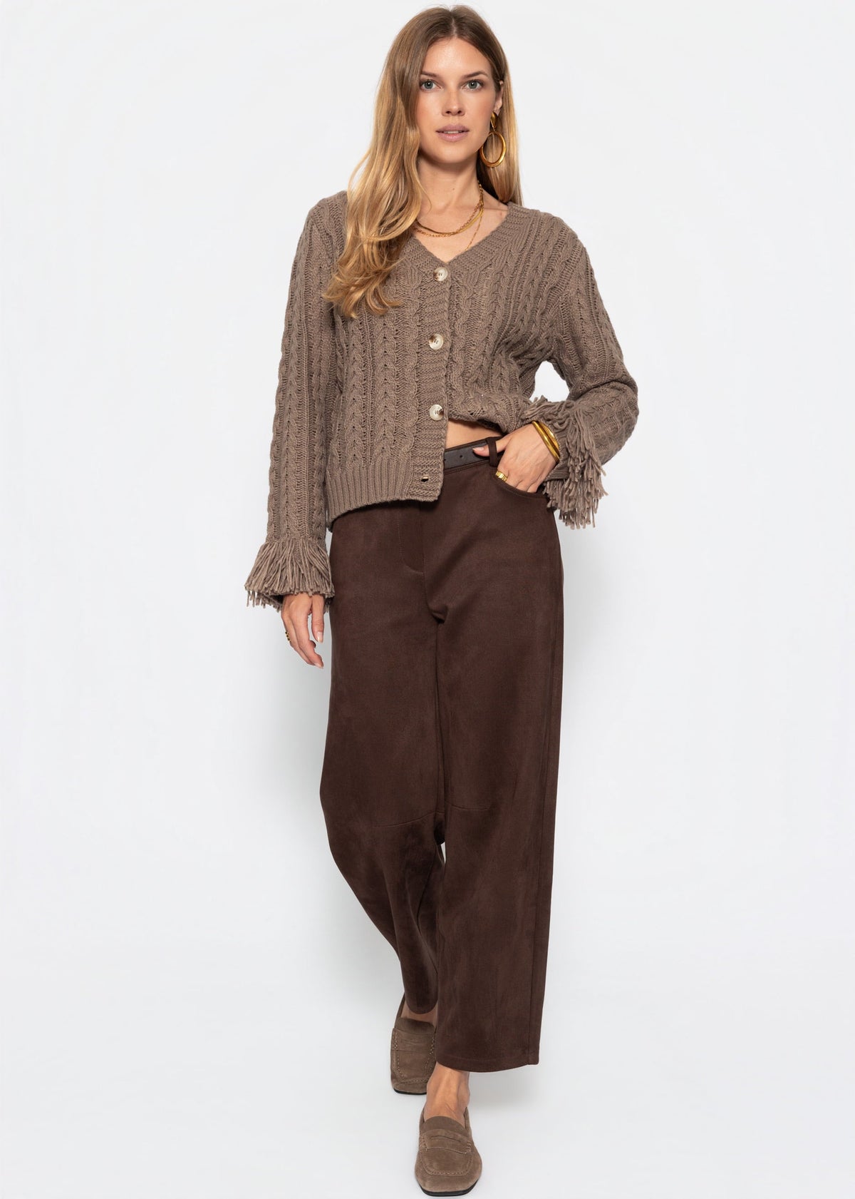 Cardigan en tricot torsadé avec bord frangé - taupe