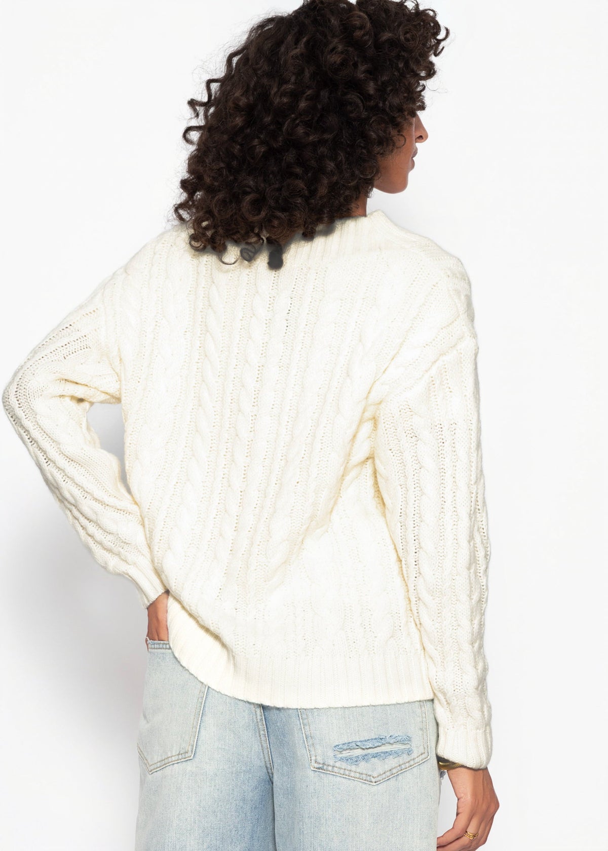 Pull en tricot torsadé avec décolleté en V - blanc cassé